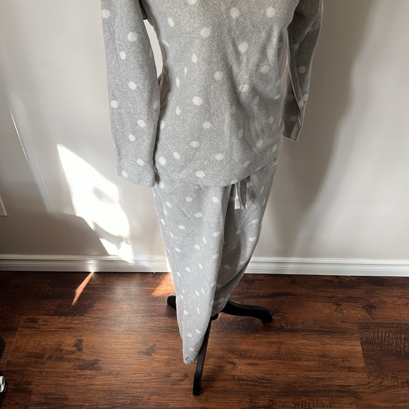 la vie en rose two piece polka dot PJ set - Picture 4 of 7